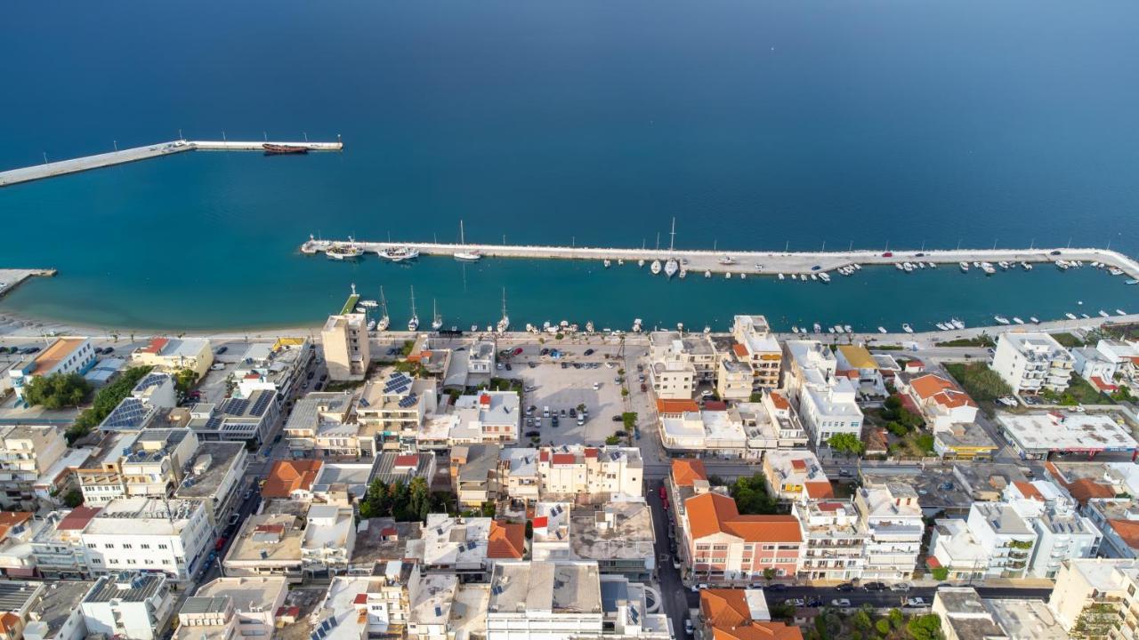 "Tsiftsis" City Apartments Kiáton エクステリア 写真